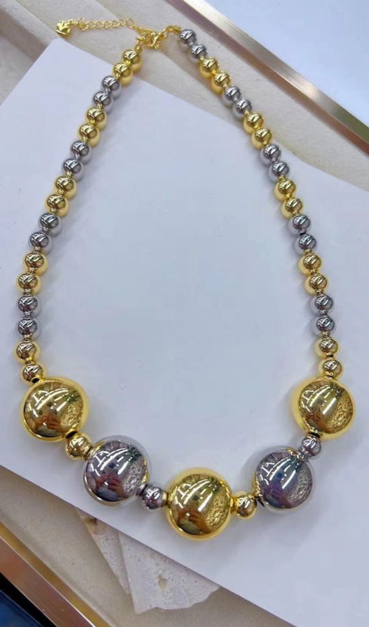 Two tone Sophere Necklace